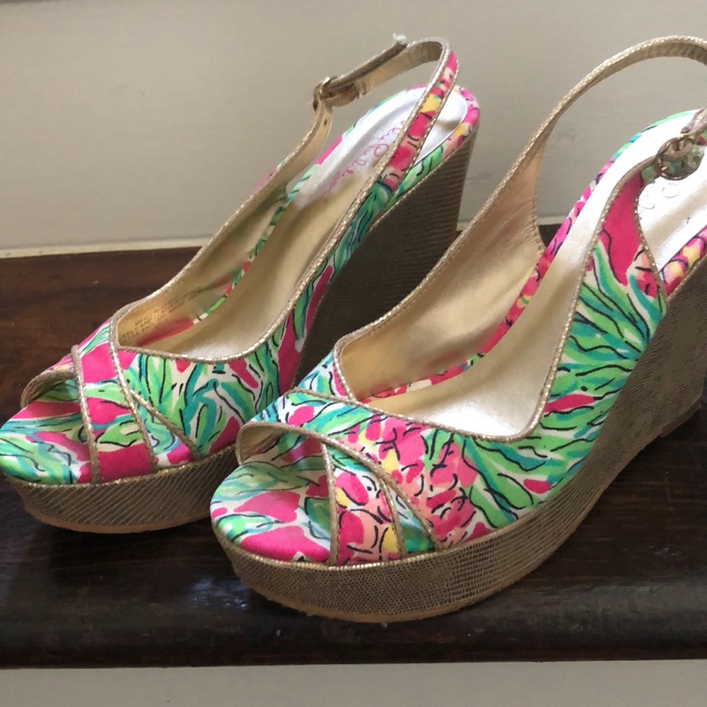 Lilly Pulitzer wedges size 6.5